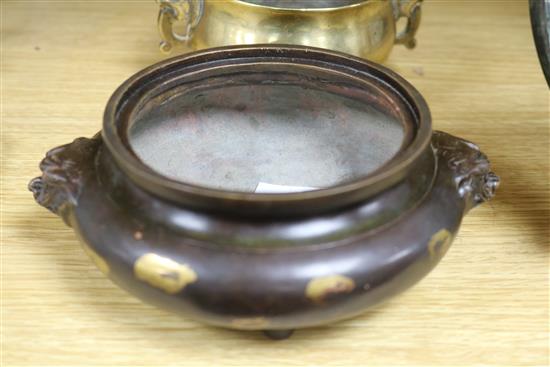 Two Chinese censers